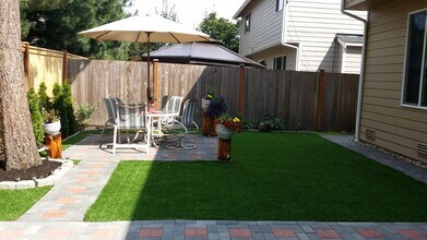 21227 35th Ave SE in Bothell, WA - Building Photo - Building Photo