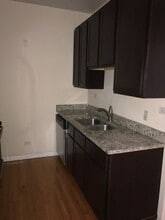 3104 W Ainslie St, Unit 06-1 in Chicago, IL - Foto de edificio - Building Photo