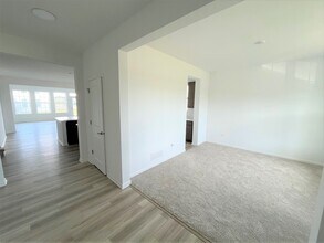 218 Rhinebeck Wy in Algonquin, IL - Building Photo - Building Photo