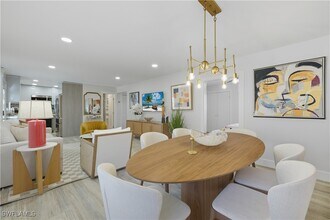 609 12th Ave S in Naples, FL - Building Photo - Building Photo