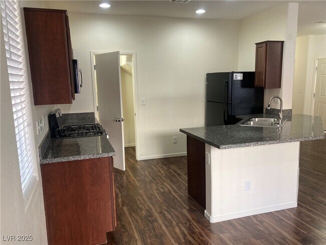 property at 9536 Knopfler Ln