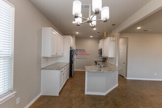 1027 County Rd 327 in Glen Rose, TX - Building Photo - Building Photo