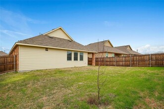 2132 Whispering Sage blvd in Royse City, TX - Building Photo - Building Photo