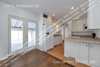 1147 E Ridgedale Cir in Salt Lake City, UT - Building Photo - Building Photo