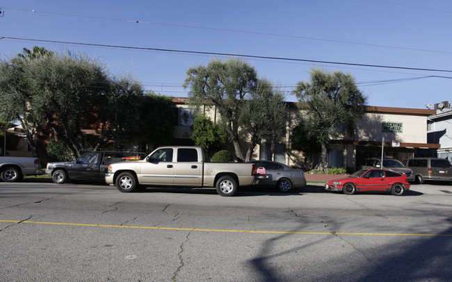 6535 Fulton Ave in Van Nuys, CA - Building Photo - Building Photo