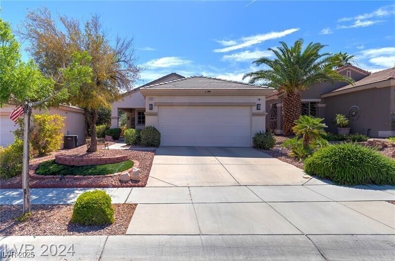1888 High Mesa Dr in Henderson, NV - Building Photo