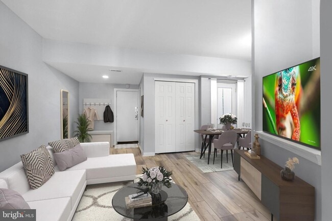 property at 1830 Green St