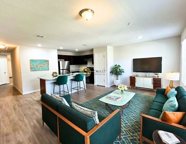 7656 Mailes Ct