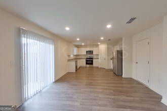 110 Price Ml Trl in Warner Robins, GA - Foto de edificio - Building Photo