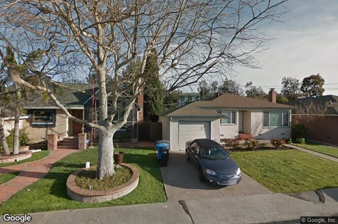 1010 Haddon Dr in San Mateo, CA - Building Photo