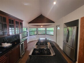 38 SW 6th St in Dania Beach, FL - Building Photo - Building Photo