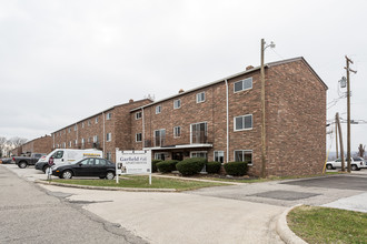 Garfield Villa Apartments in Cleveland, OH - Building Photo - Building Photo