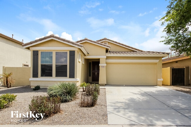 15247 W Edgemont Ave in Goodyear, AZ - Building Photo - Building Photo