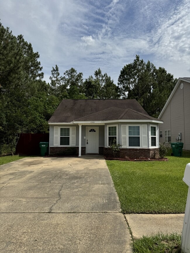 property at 13401 Warren Dr