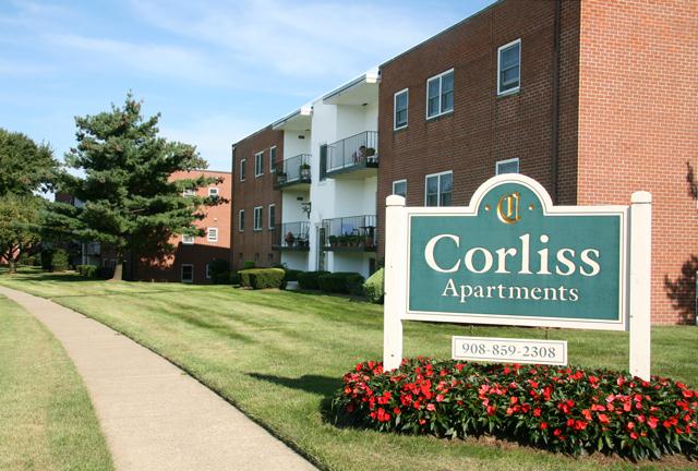 Corliss Apartments in Phillipsburg, NJ - Foto de edificio - Building Photo