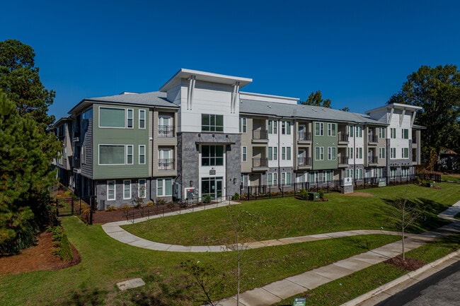 Address East End in Raleigh, NC - Foto de edificio - Building Photo