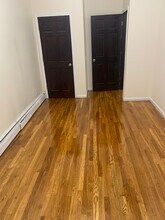 942 Glenmore Ave in Brooklyn, NY - Building Photo - Building Photo