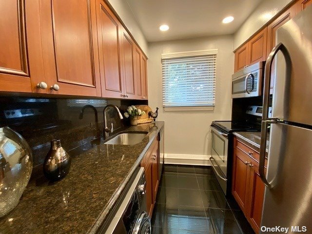 465 Lincoln Blvd-Unit -4-2A in Hauppauge, NY - Building Photo - Building Photo