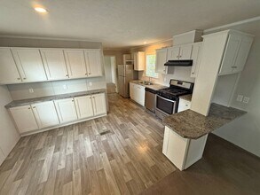 2501 N Apperson Way in Kokomo, IN - Building Photo - Building Photo