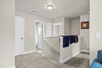 908 Midway Ln in Billings, MT - Building Photo - Building Photo