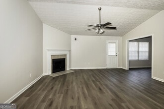 955 Foxworthy Ln in Riverdale, GA - Building Photo - Building Photo