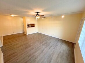 843 Twin Lakes Dr in Coral Springs, FL - Foto de edificio - Building Photo