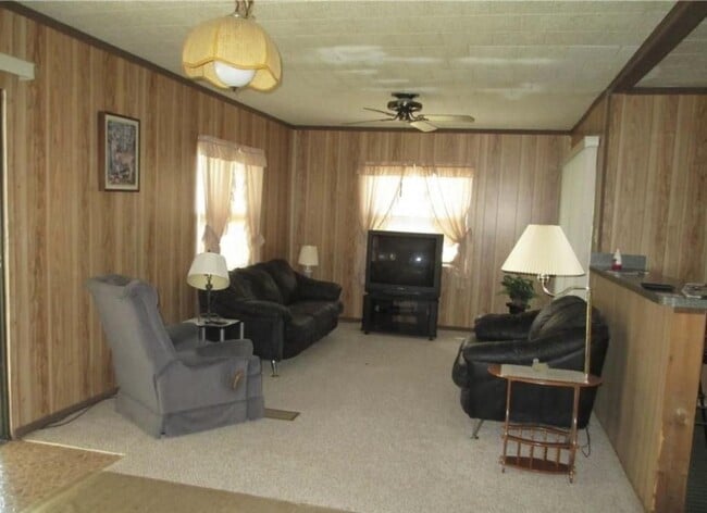 455 S Thompson Ave in Lecanto, FL - Building Photo - Building Photo