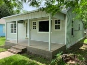 723 11th St N in Texas City, TX - Building Photo - Building Photo