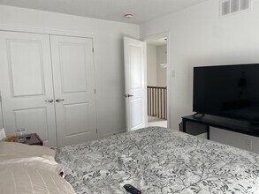 287 Fountainhead Dr in Ottawa, ON - Building Photo - Building Photo