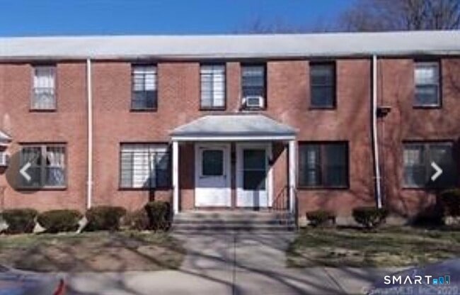 property at 35 Nob Hill Cir