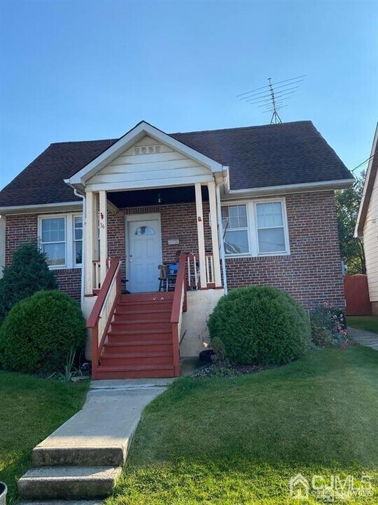 34 Joseph St in South River, NJ - Building Photo