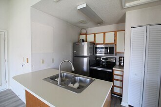 423 Tree Top Ct in Myrtle Beach, SC - Building Photo - Building Photo