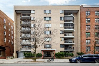 134-46 Maple Ave in Flushing, NY - Building Photo - Building Photo