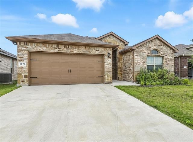 8577 Big Apple Dr in Fort Worth, TX - Building Photo - Building Photo