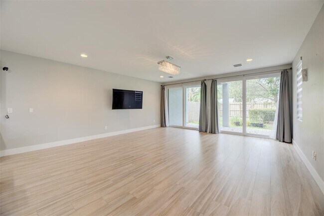 619 SW 17th St in Fort Lauderdale, FL - Building Photo - Building Photo