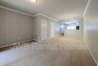 8090 Summer Cove Ct in Jacksonville, FL - Building Photo - Building Photo