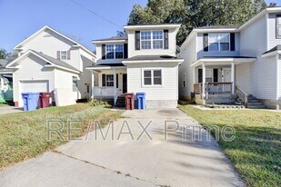 960 Railroad Ave in Chesapeake, VA - Building Photo