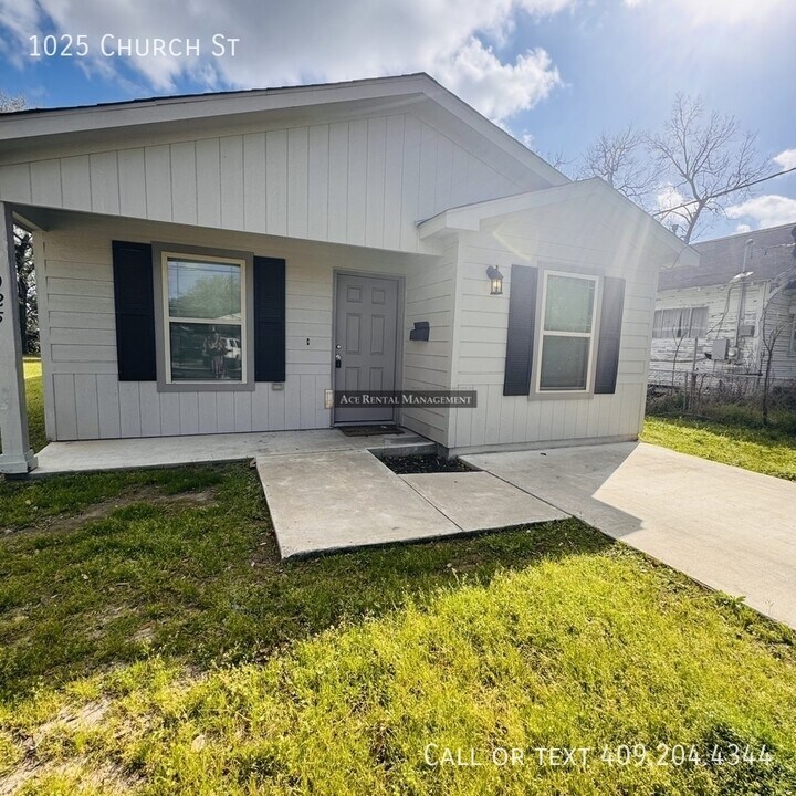 1025 Church St in Beaumont, TX - Foto de edificio