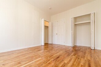 86 Highwood Terrace in Weehawken, NJ - Building Photo - Building Photo