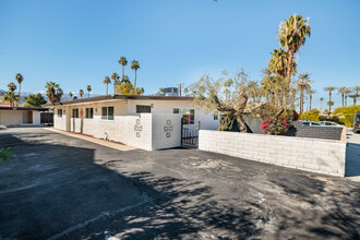 44655 Las Flores Ln in Palm Desert, CA - Building Photo - Building Photo