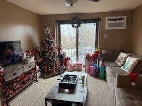 139 King St-Unit -204 in Franklin, MA - Building Photo - Building Photo