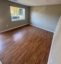 3250 Hunters Mill Cir in Richmond, VA - Building Photo - Building Photo