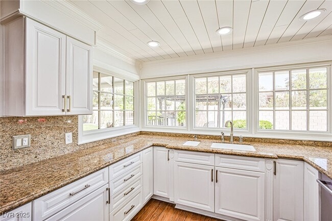property at 2815 S Monte Cristo Way