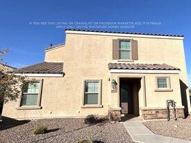 8216 W Illini St in Phoenix, AZ - Building Photo