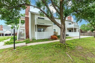 1717 S Cypress St in Wichita, KS - Building Photo - Building Photo