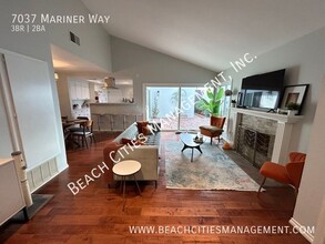 7037 Mariner Way in Long Beach, CA - Building Photo - Building Photo