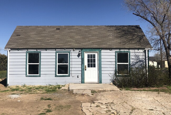 property at 623 S Hill St