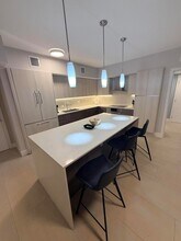 111 SE 1st Ave, Unit 404 in Delray Beach, FL - Building Photo - Building Photo