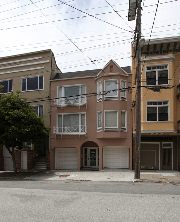 2433 Larkin St in San Francisco, CA - Building Photo