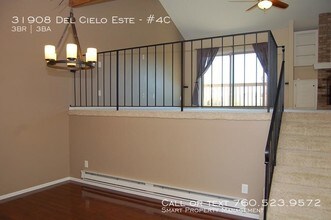 31908 Del Cielo Este in Bonsall, CA - Building Photo - Building Photo